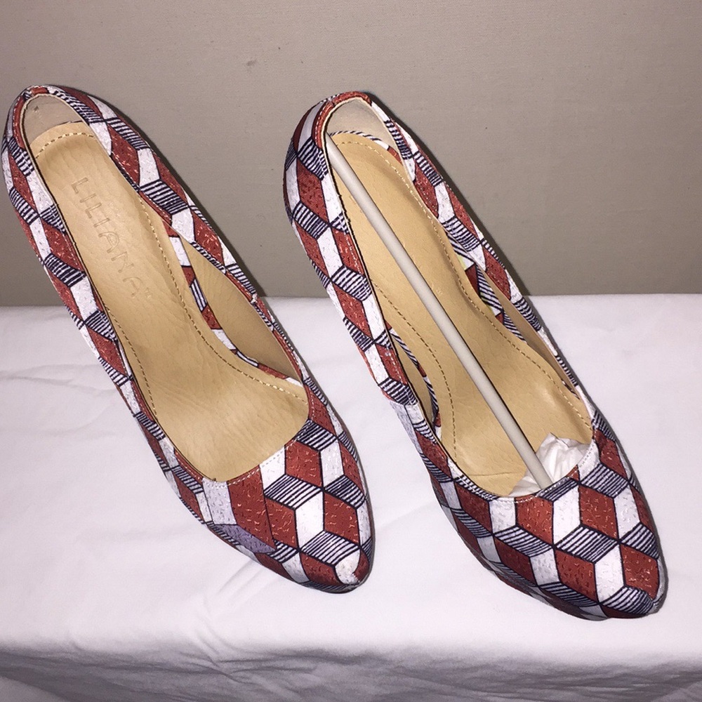 Liliana Orange White Geometric Platform Pumps - Picture 2 of 4